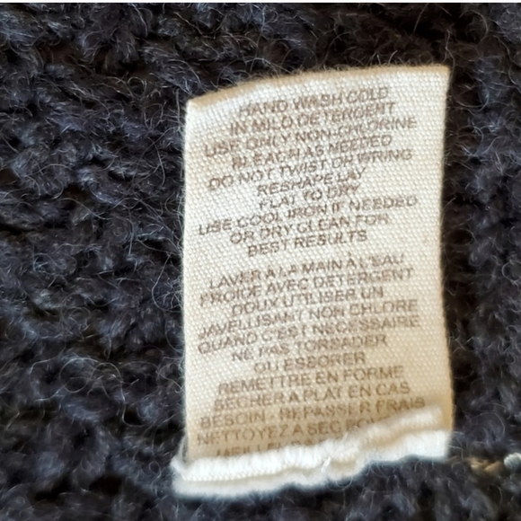 FREE PEOPLE Free People Wool Blend Crochet Knit Sweater Cape Poncho Gray Medium - Picture 5 of 5